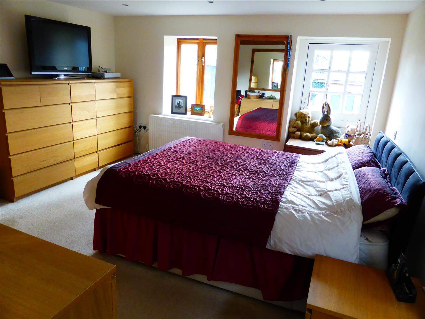 ANOTHER ROOM ASPECT